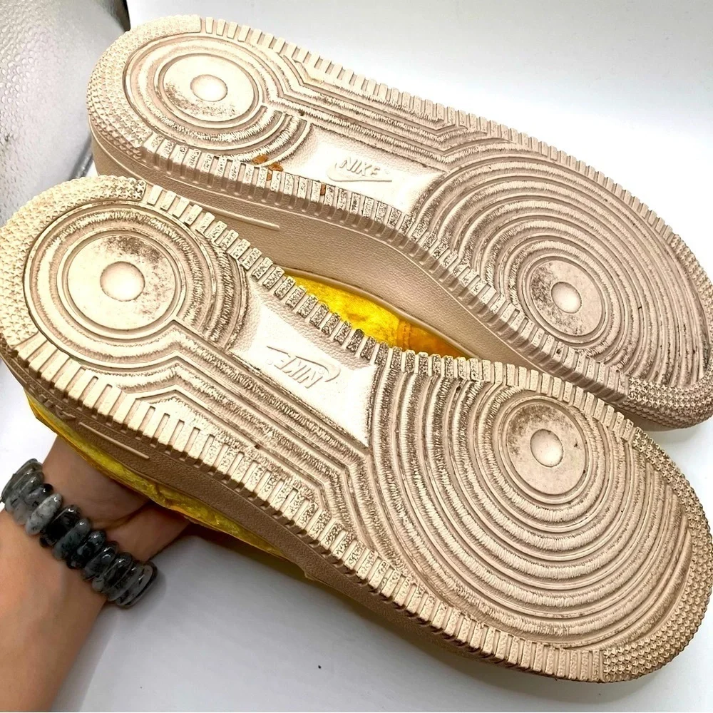 Nike Air Force 1 LV8 GS Mineral Gold yellow velour sneakers kids 6Y women’s 7.5